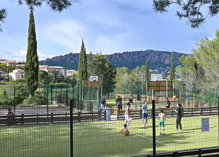 Le Village - C9 279 By Interhome * Saint-Raphaël