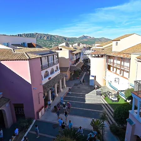 Le Village - C9 279 By Interhome Saint-Raphaël