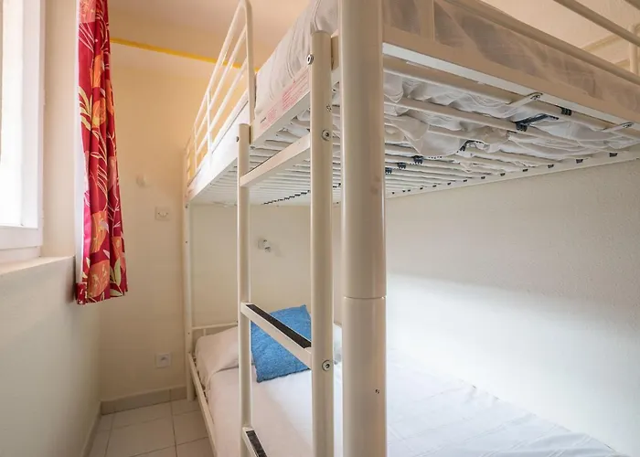 Апартаменты Le Village - C9 279 By Interhome